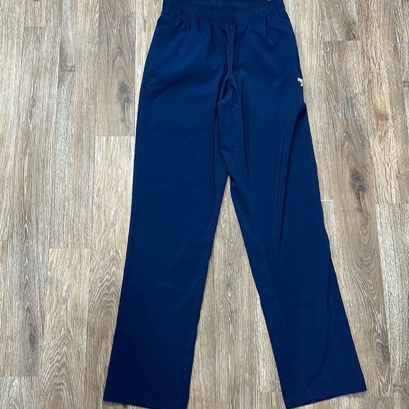 Reebok Training Essentials Woven Unlined Pants size small - Picture 1 of 5